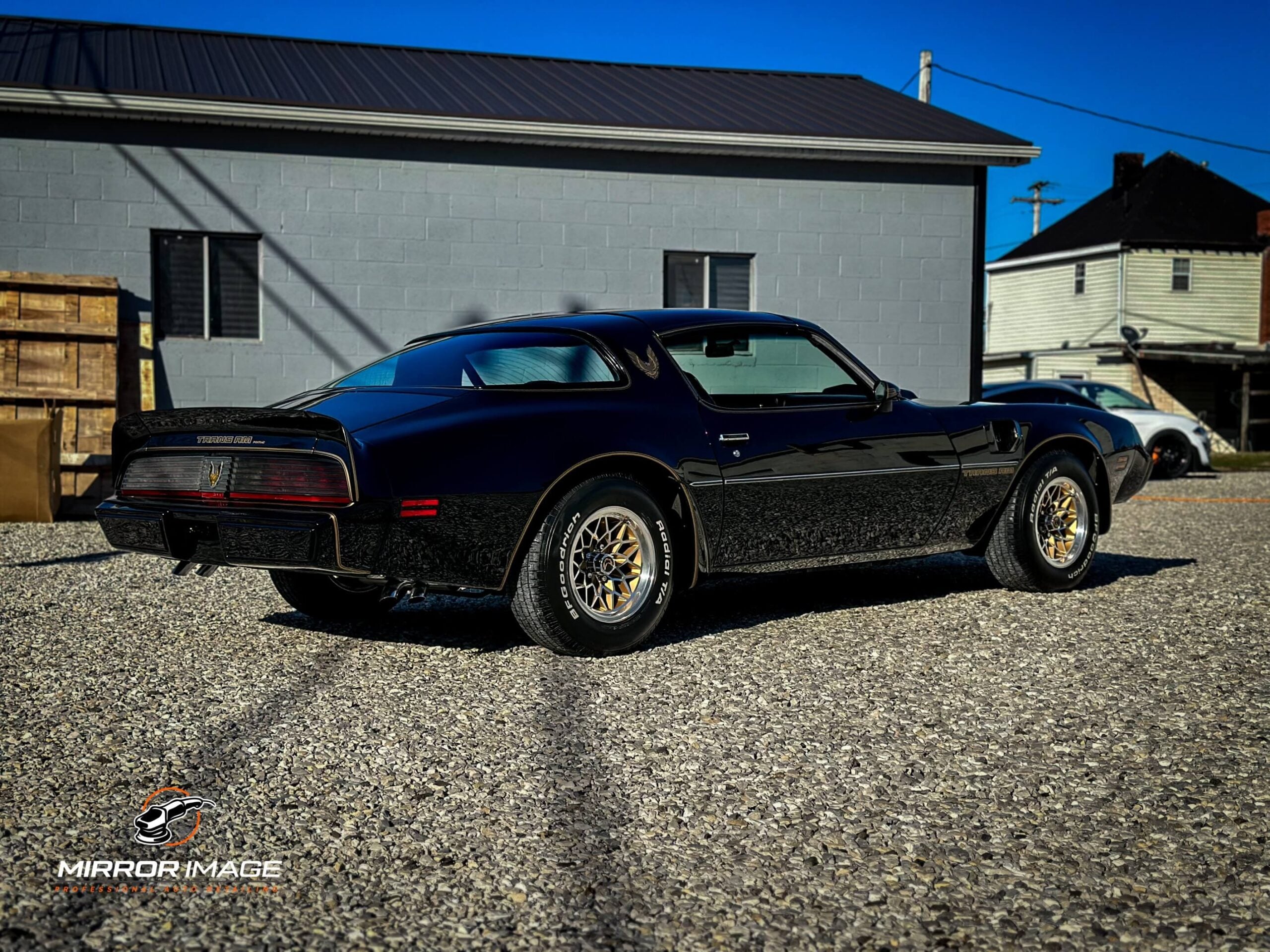 Premium auto detailing services and ceramic coating in Belpre, OH