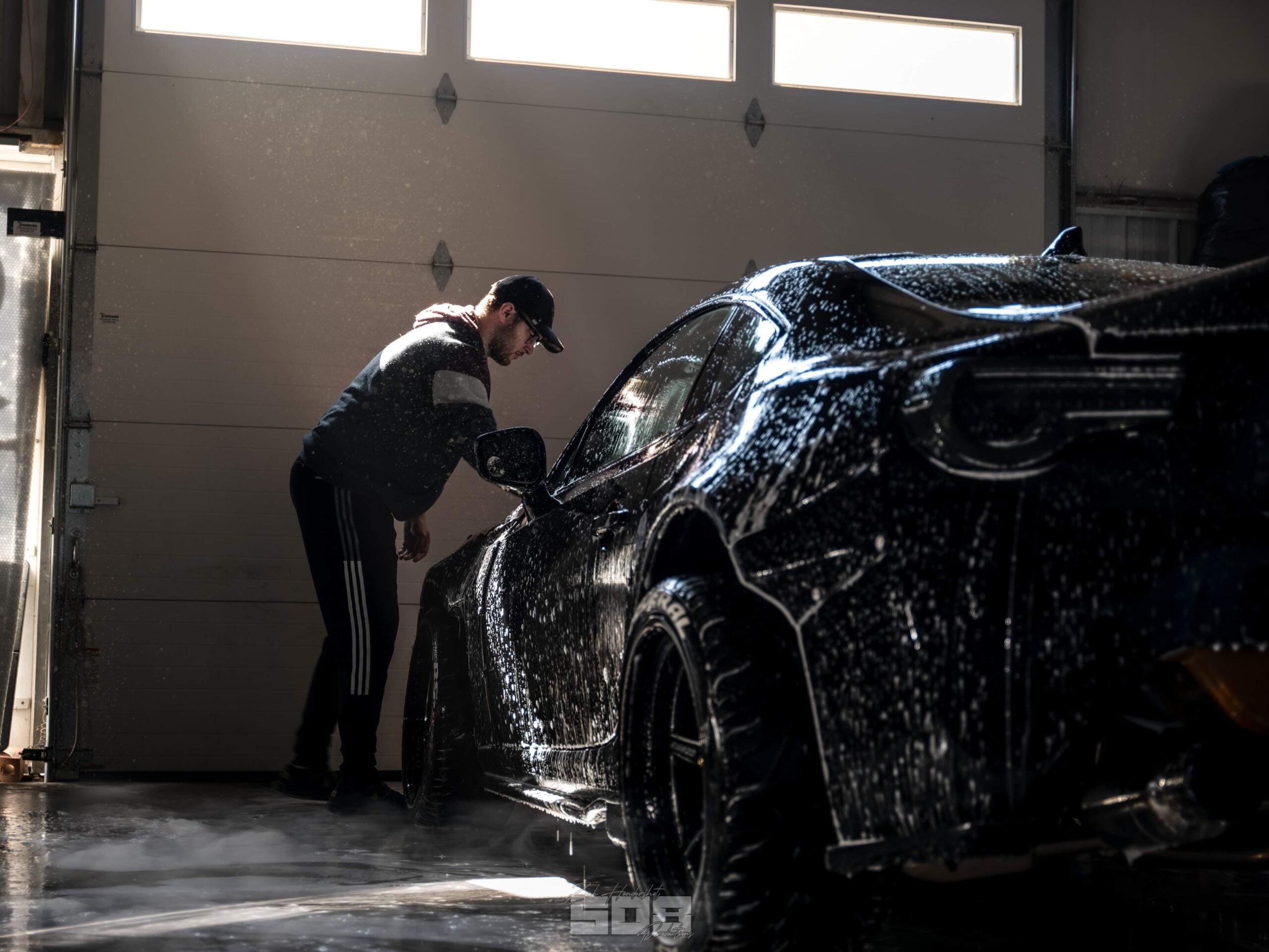 Full service car detailing and interior deep cleaning in Belpre OH
